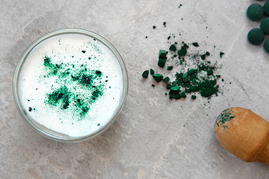 La spiruline artisanale, l’alliée santé et beauté de vos cheveux